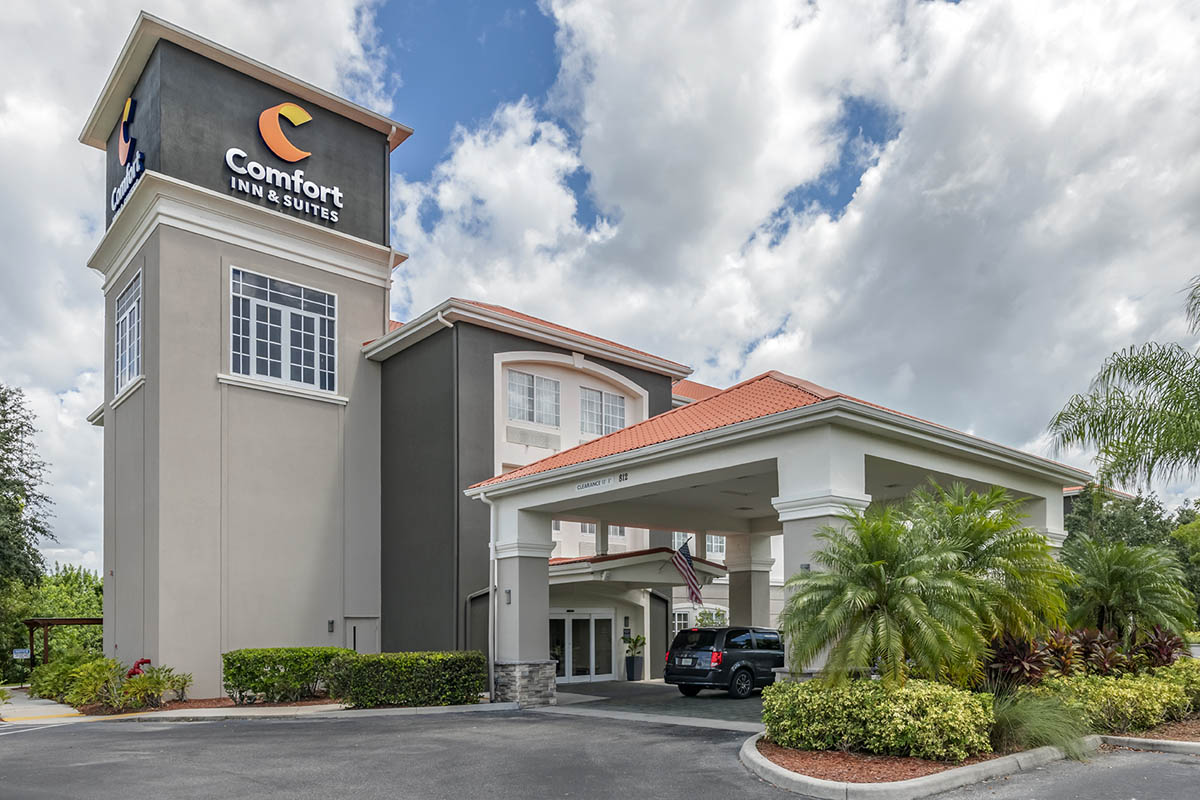 Comfort Inn & Suites Port Charlotte 2