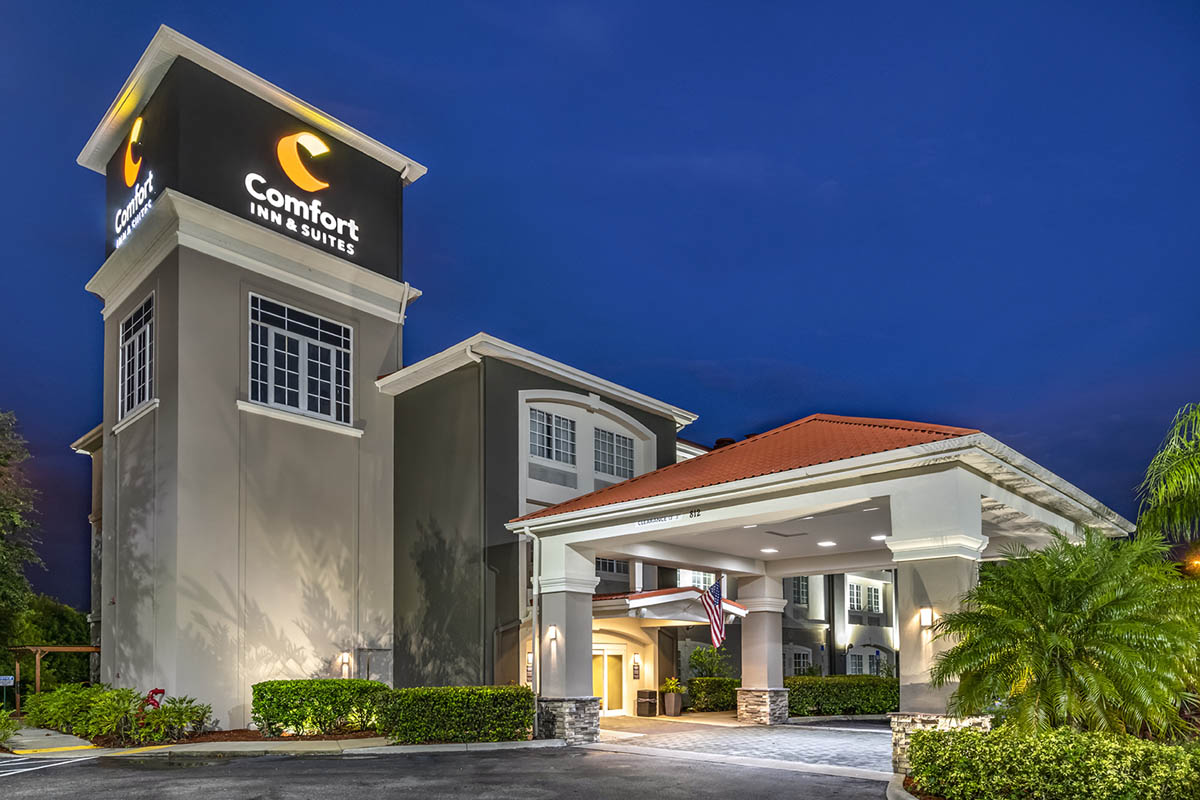 Comfort Inn & Suites Port Charlotte 3