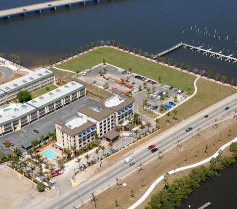  Harborside Yacht Club 1